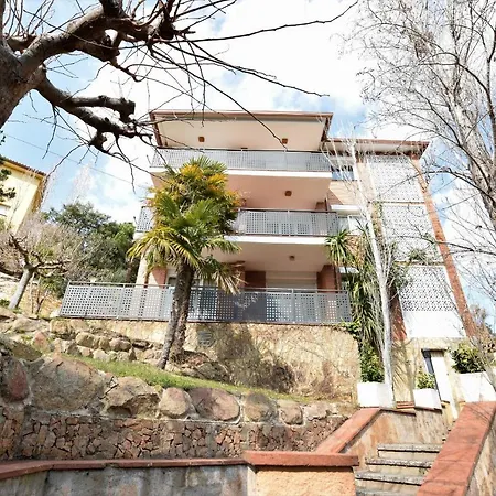 Homeholidaysrentals Rossell I Costa Brava Apartment