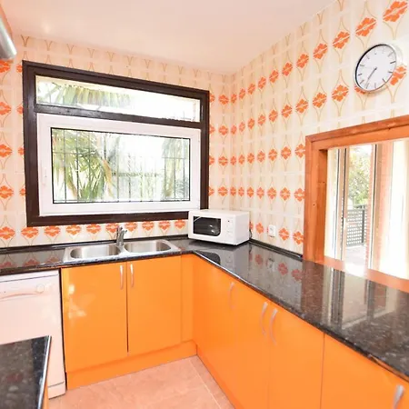 Homeholidaysrentals Rossell I Costa Brava Apartment *