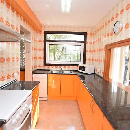 Homeholidaysrentals Rossell I Costa Brava