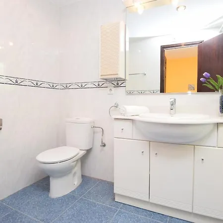 Apartment Homeholidaysrentals Rossell I Costa Brava