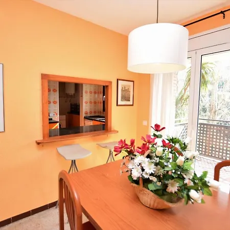 Apartment Homeholidaysrentals Rossell I Costa Brava Lloret de Mar