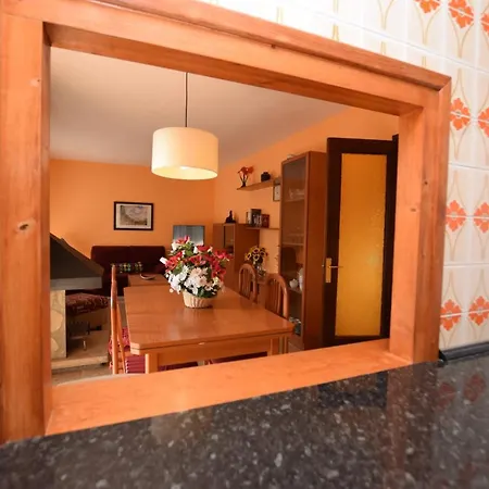 Homeholidaysrentals Rossell I Costa Brava *