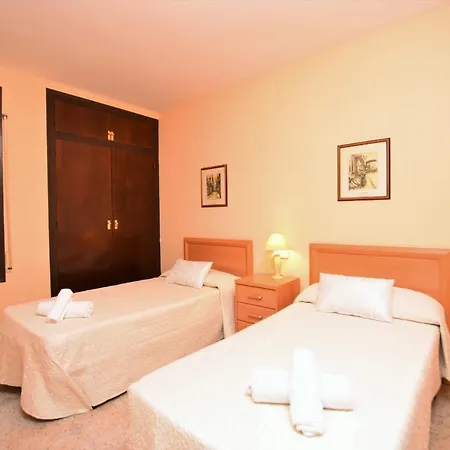 Apartment Homeholidaysrentals Rossell I Costa Brava